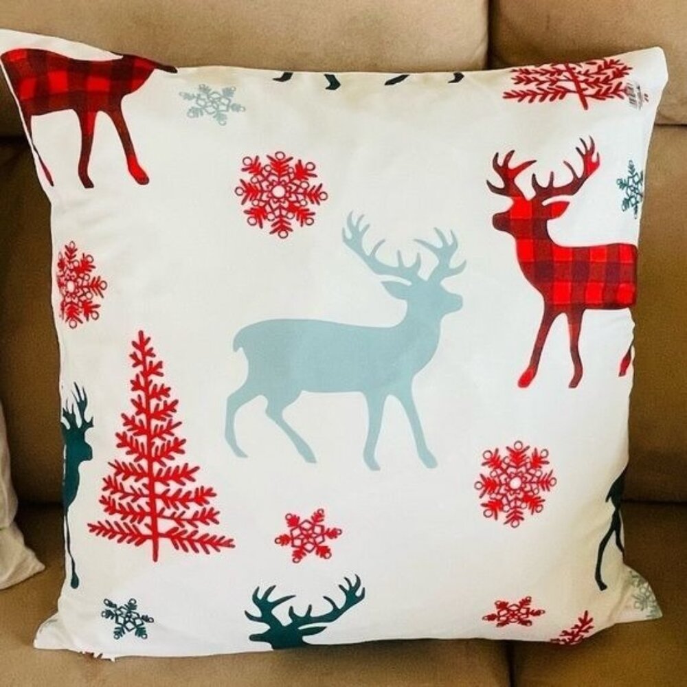 Christmas Reindeer Pillow Cover Holiday Cabin Winter Decor 16x16